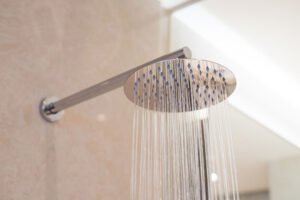 plumbing water running from shower head Long Beach, CA